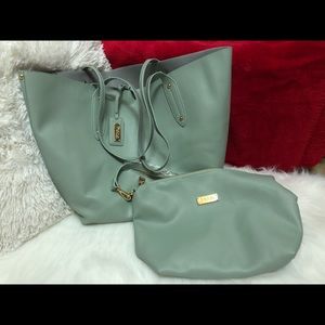 Bebe Tote bag with bonus purse.